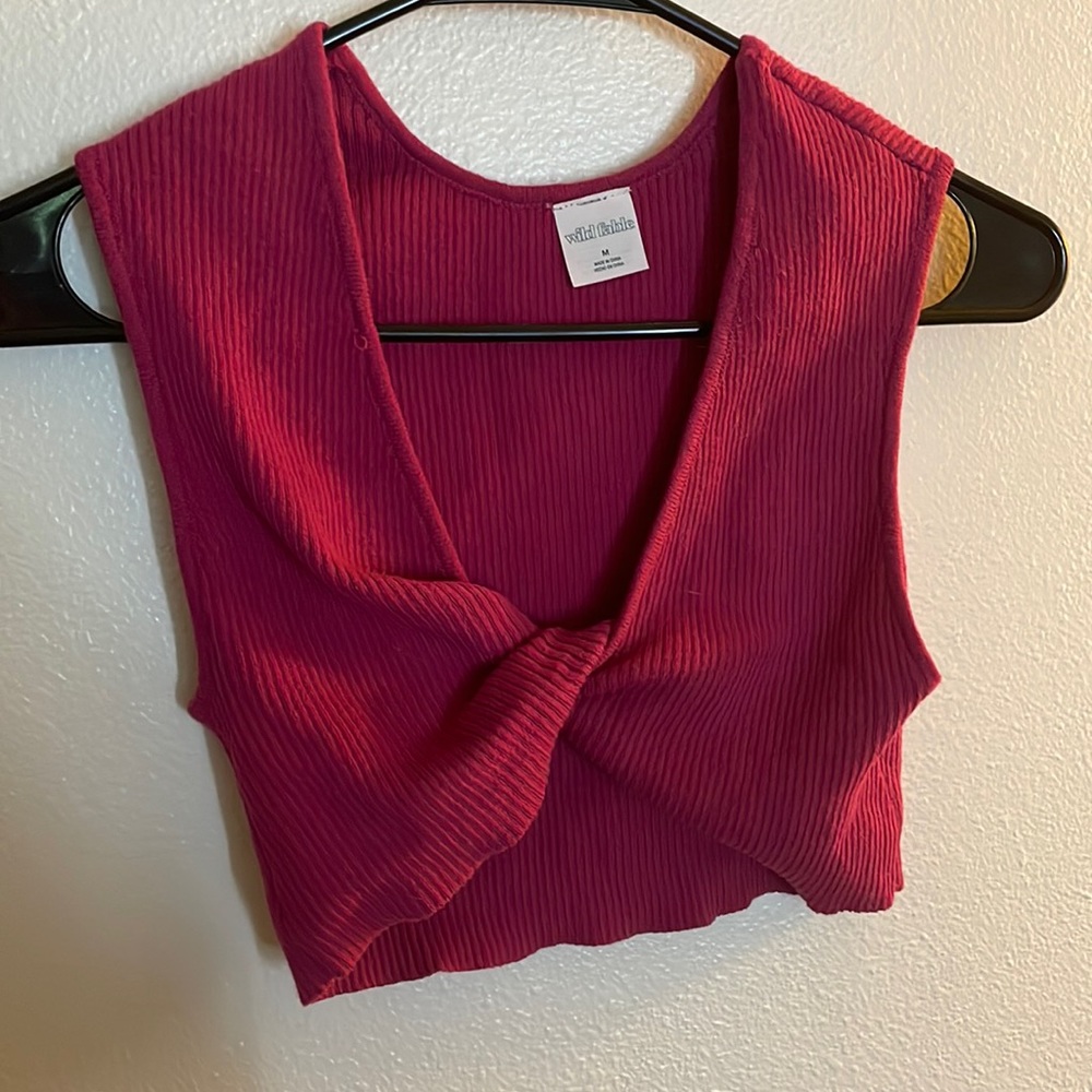 Deep magenta crop